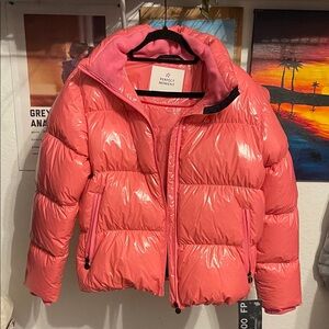 Perfect Moment Women's Pink Ski/ snowboard puffer jacket